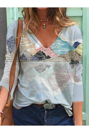 Women's mountain print Vneck long sleeve Tshirt