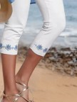 Floral Vacation Capris Pants
